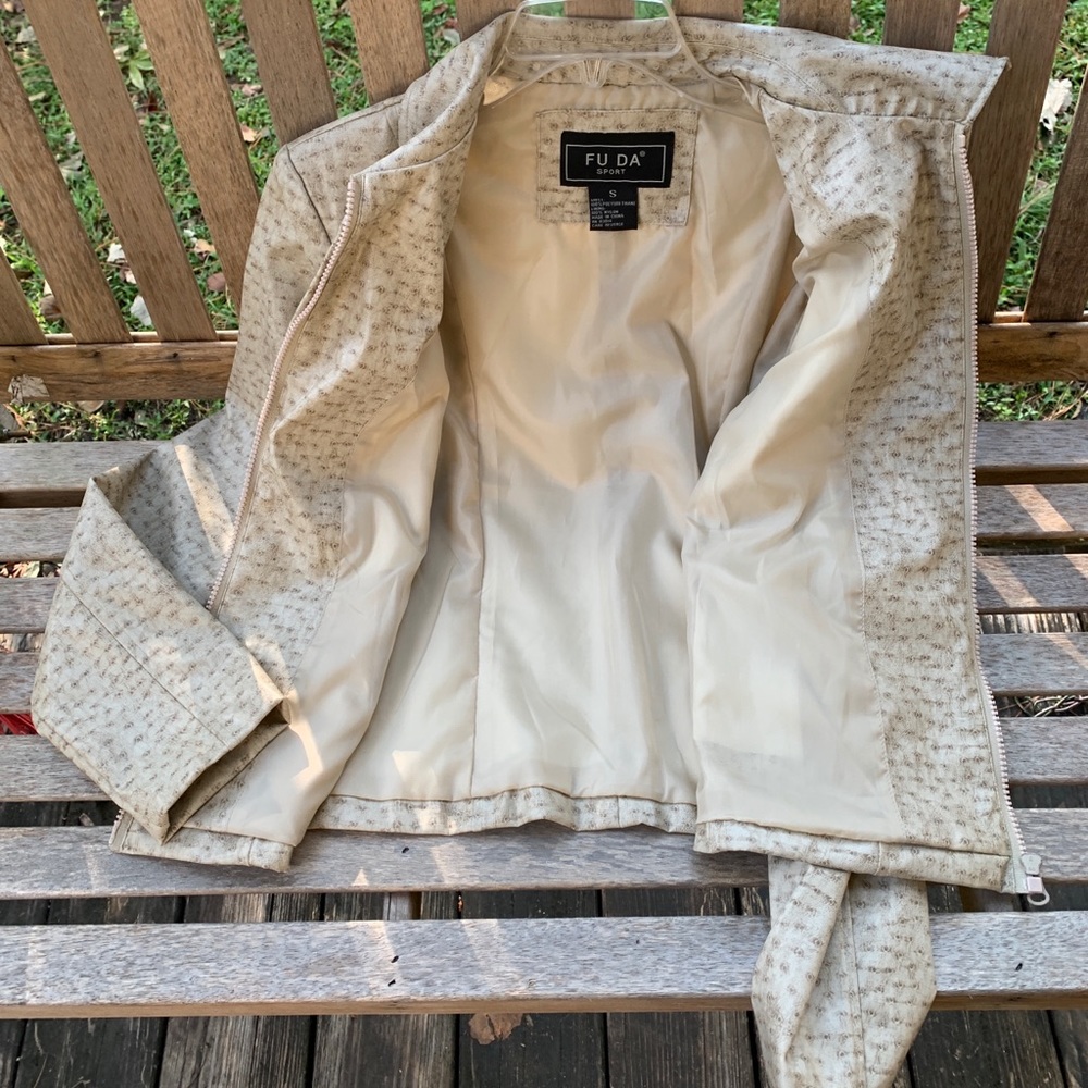 Jacket - Picture 3 of 5